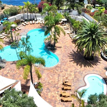 Stunning Views Beside The Beach, Aptartment With Pool * 洛斯雷尔雷赫斯